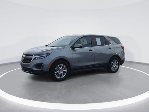 Sterling Gray Metallic 2024 Chevrolet Equinox LT