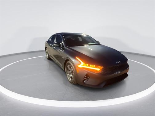 2022 Kia K5 LXS