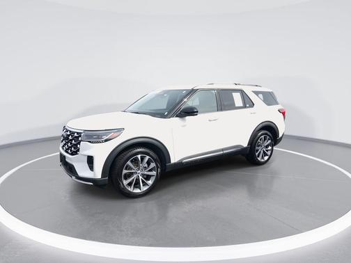 White 2025 Ford Explorer Platinum