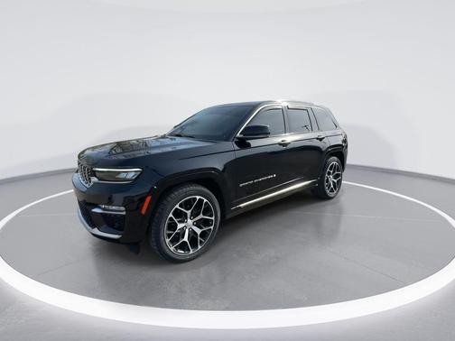 2023 Jeep Grand Cherokee Summit