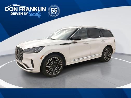 White Metallic 2025 Lincoln Aviator Black Label AWD