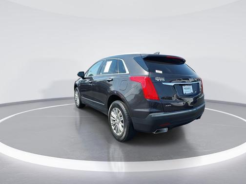 Dark Granite Metallic 2017 Cadillac XT5 Luxury