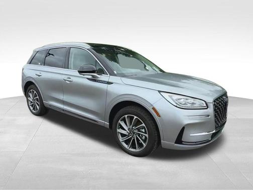 Silver Radiance Metallic 2024 Lincoln Corsair Grand Touring