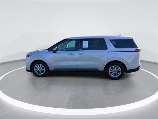 2022 Kia Carnival LXS