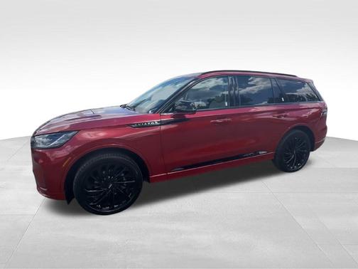 Red Carpet 2026 Lincoln Aviator Reserve AWD
