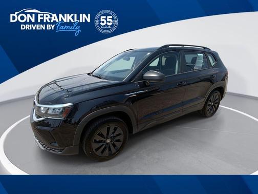 Deep Black Pearl Effect 2023 Volkswagen Taos 1.5T S