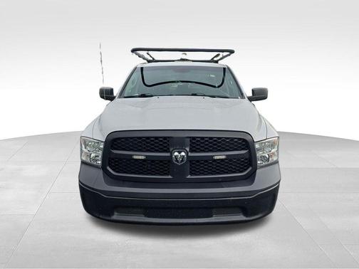 Bright White Clearcoat 2022 RAM 1500 Classic Tradesman