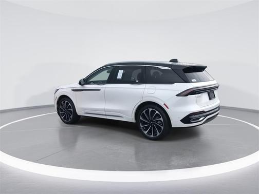 2024 Lincoln Nautilus Black Label