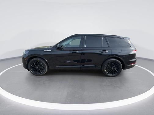 Infinite Black Metallic 2026 Lincoln Aviator Reserve AWD