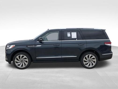 Blue Metallic 2024 Lincoln Navigator Reserve