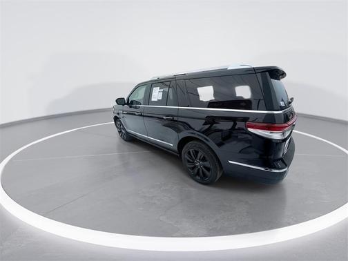 2023 Lincoln Navigator L Reserve