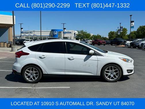 Oxford White 2015 Ford Focus SE