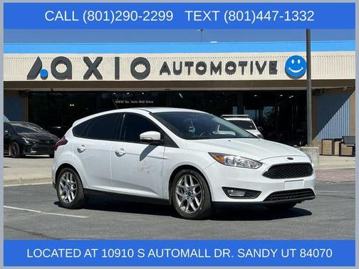 Oxford White 2015 Ford Focus SE