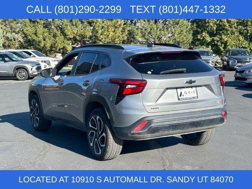 Sterling Gray Metallic 2024 Chevrolet Trax 2RS