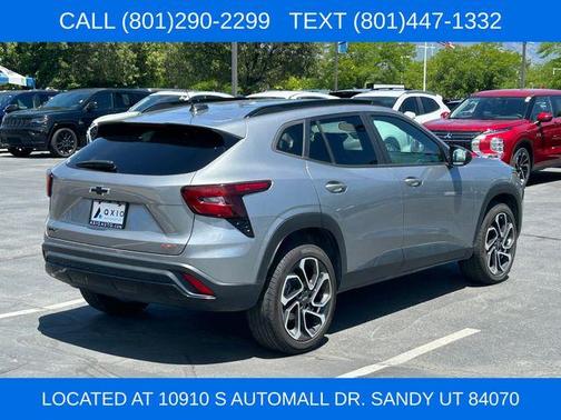 Sterling Gray Metallic 2024 Chevrolet Trax 2RS
