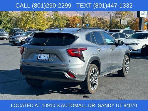 Sterling Gray Metallic 2024 Chevrolet Trax 2RS