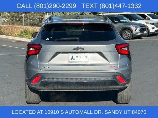 Sterling Gray Metallic 2024 Chevrolet Trax 2RS