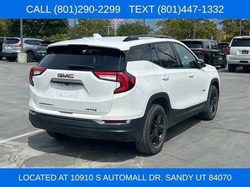 Summit White 2023 GMC Terrain AT4