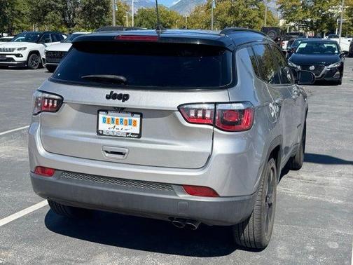 Billet Silver Metallic Clearcoat 2019 Jeep Compass Latitude