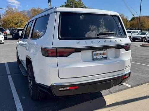 Bright White Clearcoat 2024 Jeep Wagoneer Series II