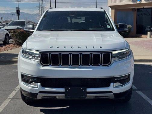 Bright White Clearcoat 2024 Jeep Wagoneer Series II