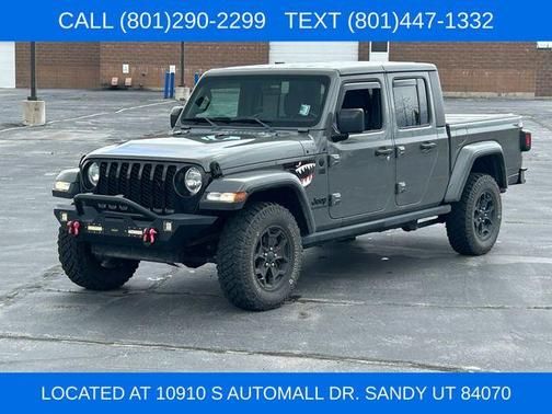 Sting Gray Clearcoat 2021 Jeep Gladiator Sport