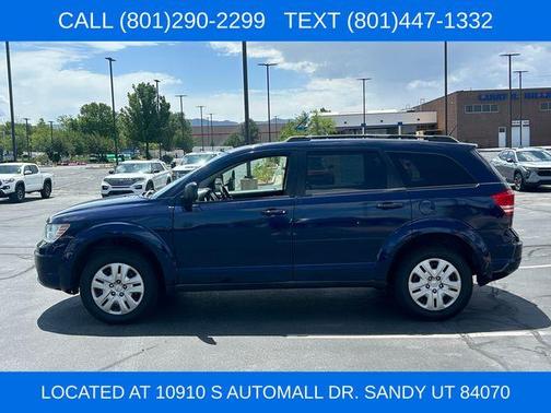 Contusion Blue Pearlcoat 2017 Dodge Journey SE