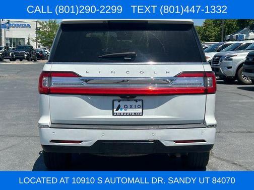 White 2020 Lincoln Navigator Reserve