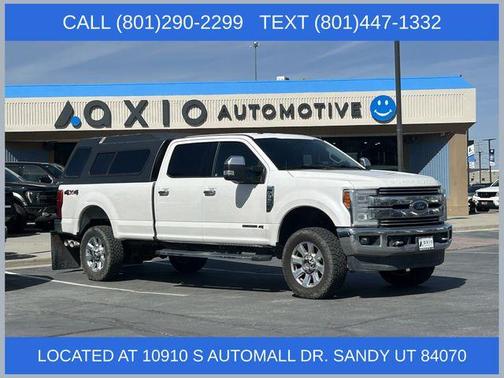 Oxford White 2017 Ford F-350 Lariat Super Duty