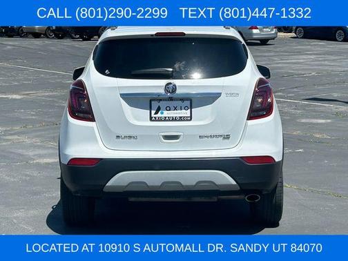 Summit White 2018 Buick Encore Preferred