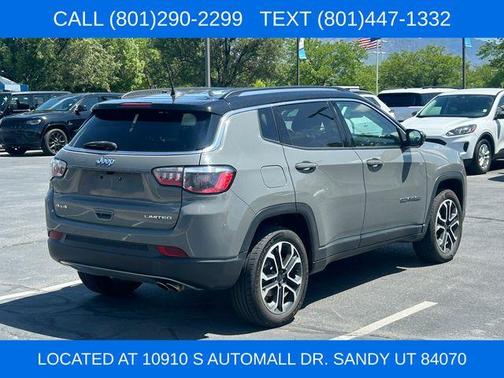 Sting Gray Clearcoat 2022 Jeep Compass Limited
