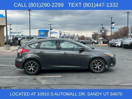 Magnetic 2017 Ford Focus SEL