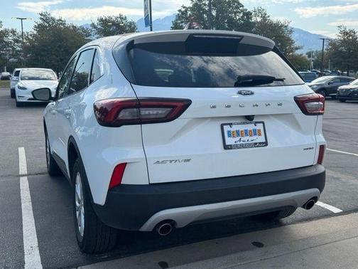 Oxford White 2024 Ford Escape Active
