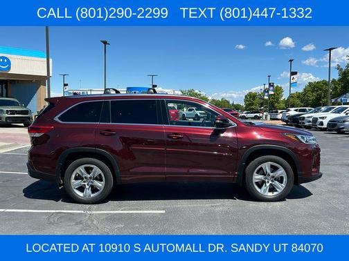 Ooh La La Rouge Mica 2019 Toyota Highlander Limited