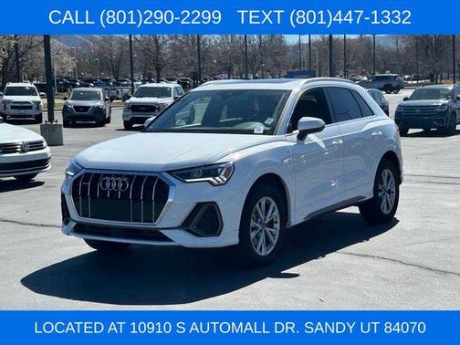 Arkona White 2025 Audi Q3 45 S line Premium