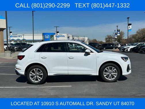 Arkona White 2025 Audi Q3 45 S line Premium