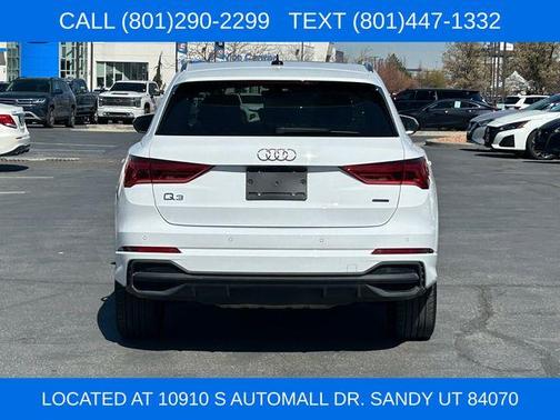 Arkona White 2025 Audi Q3 45 S line Premium