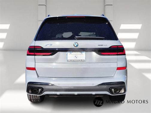 2026 BMW X7 xDrive40i