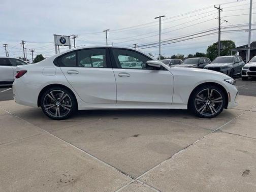 White 2023 BMW 330 i xDrive