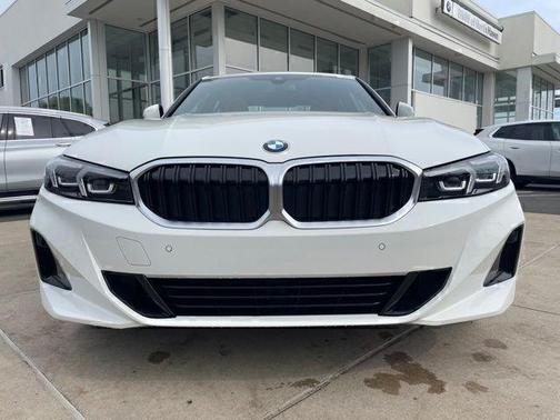 White 2023 BMW 330 i xDrive