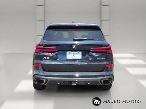 Black 2026 BMW X5 xDrive40i