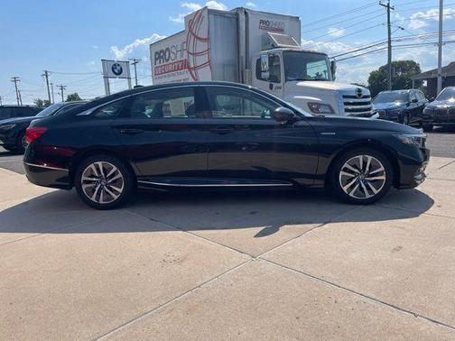 Black 2018 Honda Accord Hybrid EX-L w/ Navigation