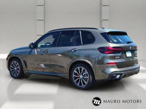 Green 2026 BMW X5 PHEV xDrive50e