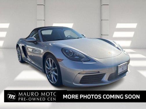 2022 Porsche 718 Boxster S