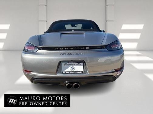 2022 Porsche 718 Boxster S