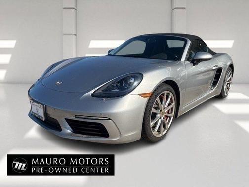 2022 Porsche 718 Boxster S