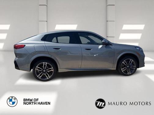 2025 BMW X2 xDrive28i