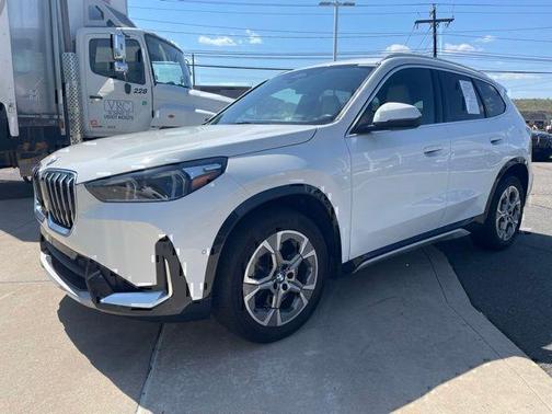 White 2025 BMW X1 xDrive28i