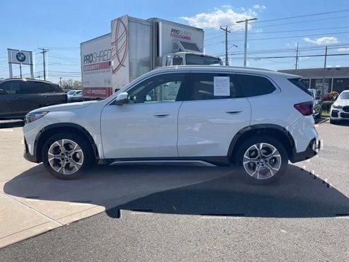 White 2025 BMW X1 xDrive28i