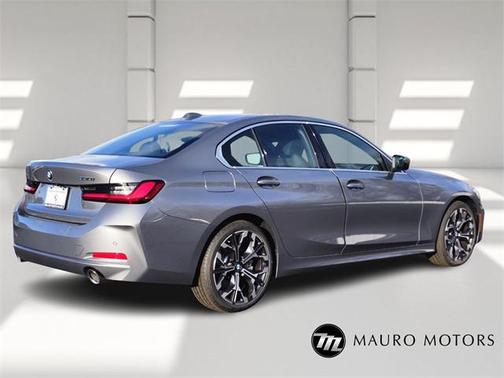 2026 BMW 330 i xDrive